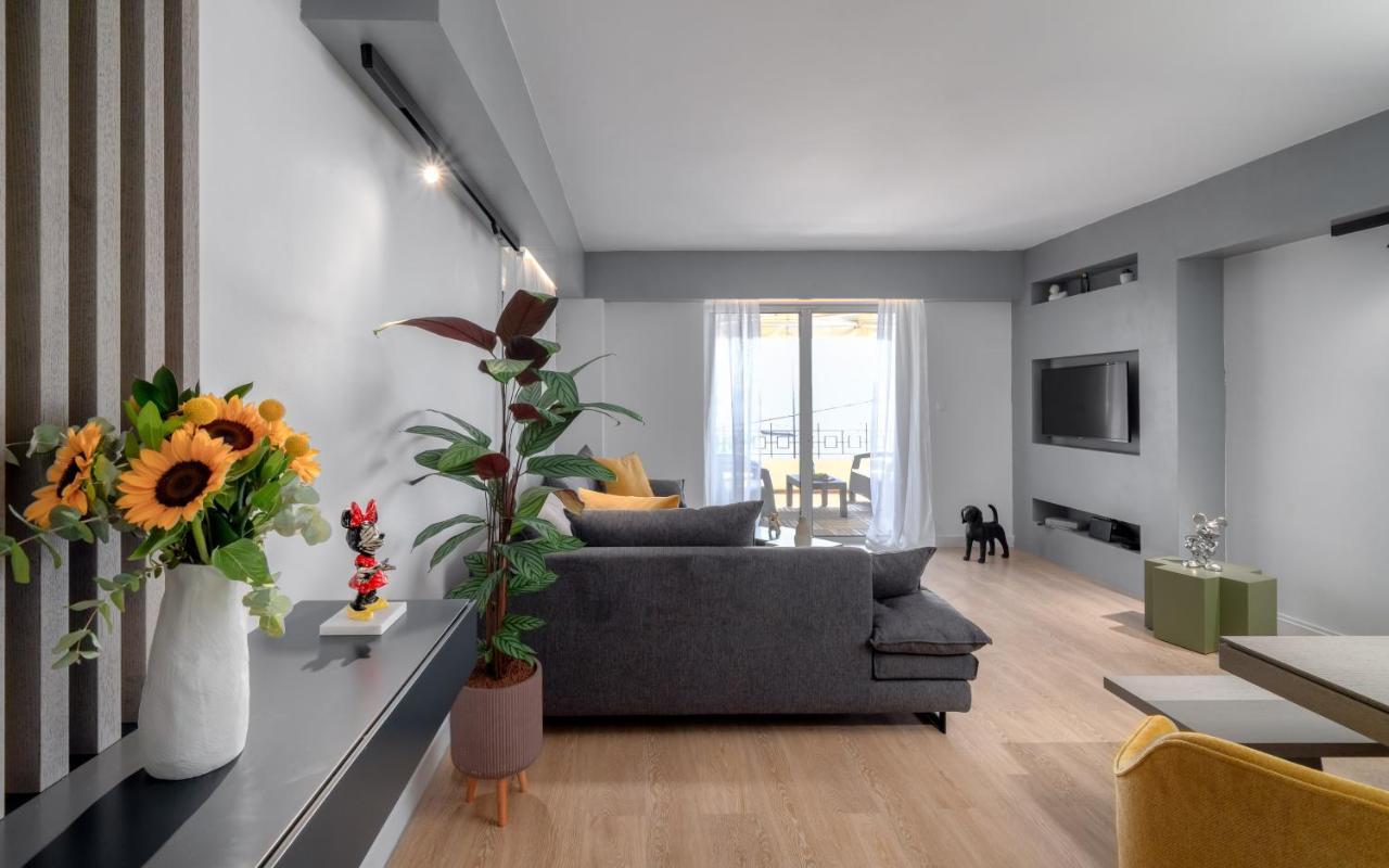 Varkiza Sea Front Apartment *